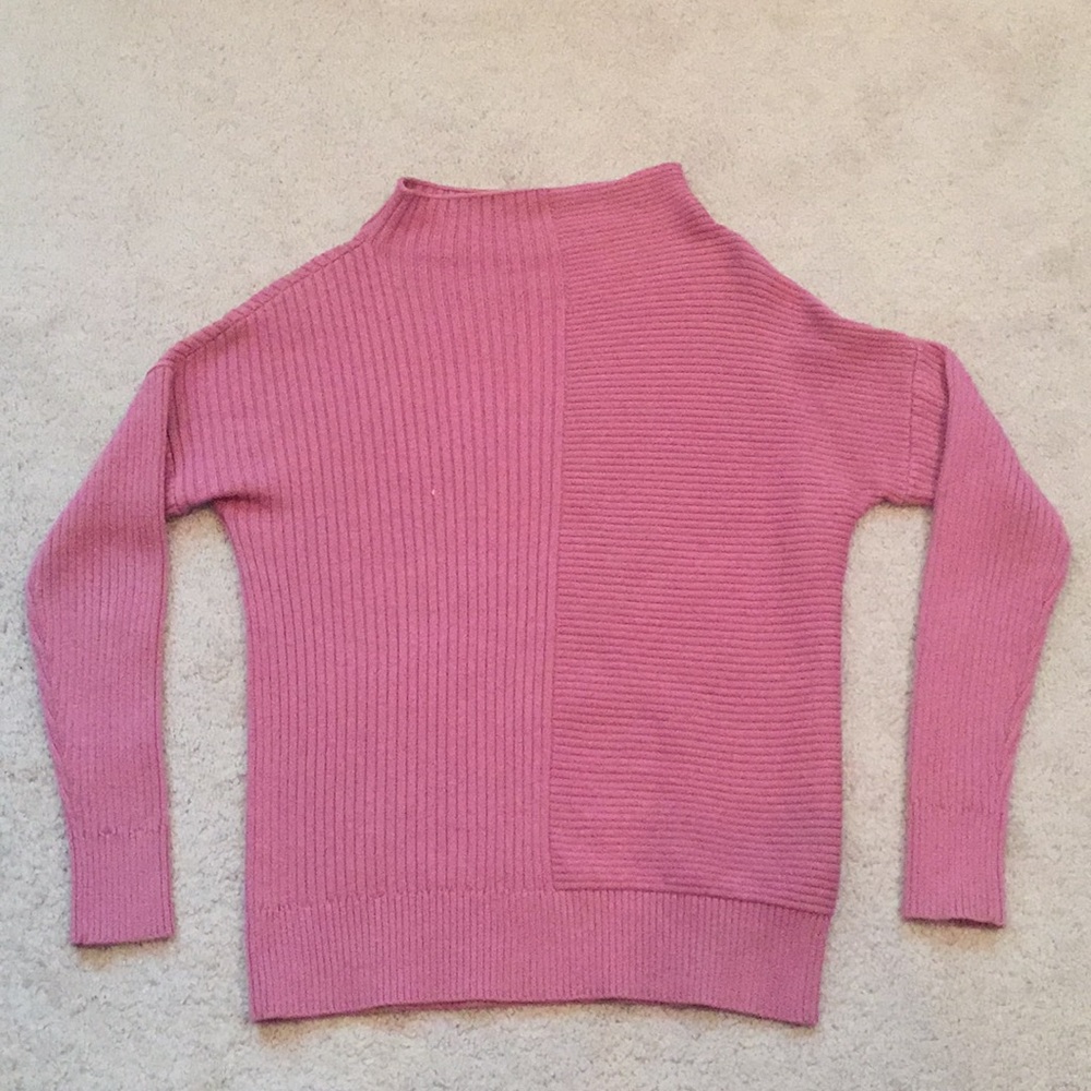 {Banana Republic} Sweater